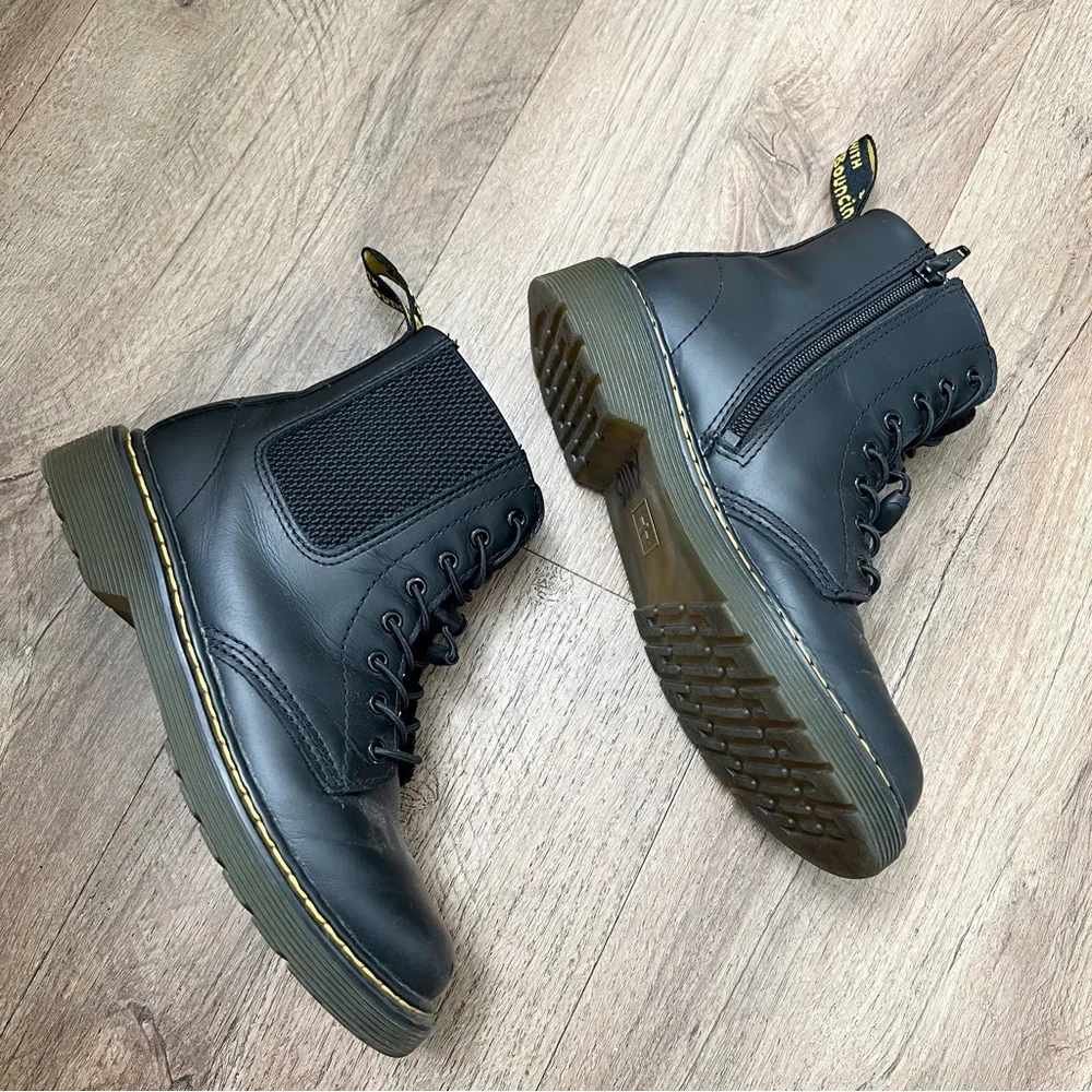 DR. MARTENS 1460‎ Harper J Black Boots Unisex